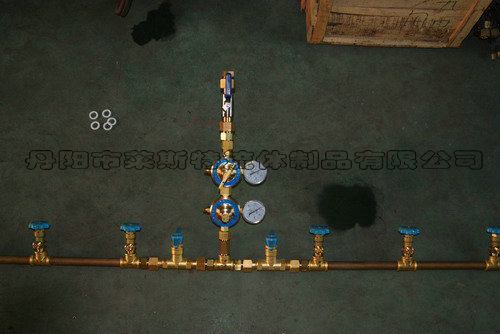 �p��(c��)�νӅR����